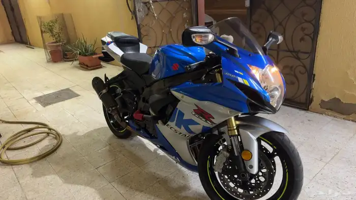 للبيع دباب سوزوكي 2021 ريس مقاس 750 ماشي 41 الف 0