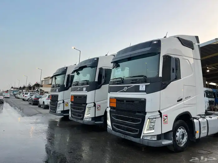 مجموعة شاحنات راس فولفو 2021 - FH 460 بطاقة جدة 18