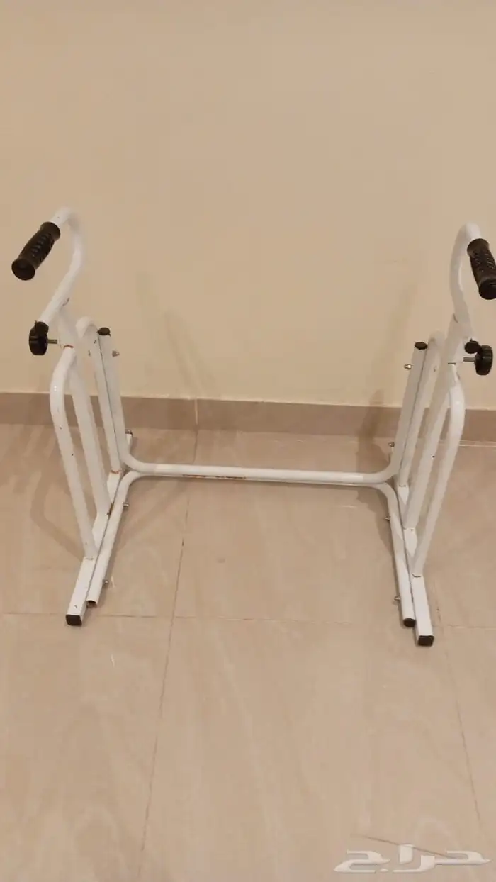 عكاز كرسي حمام 0