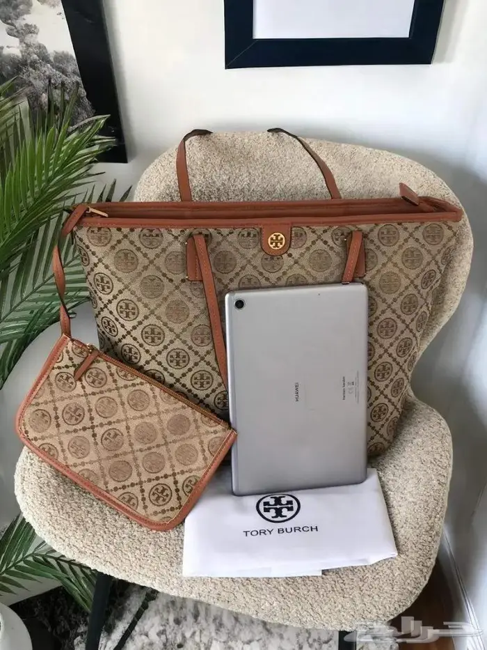 شنط للجامعيات كبير توري TORY كوتش COACH بورش يطلق عليها سلة 11