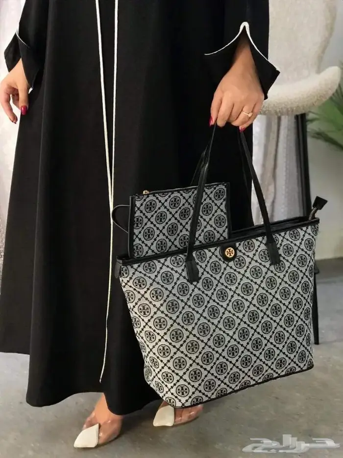 شنط للجامعيات كبير توري TORY كوتش COACH بورش يطلق عليها سلة 13