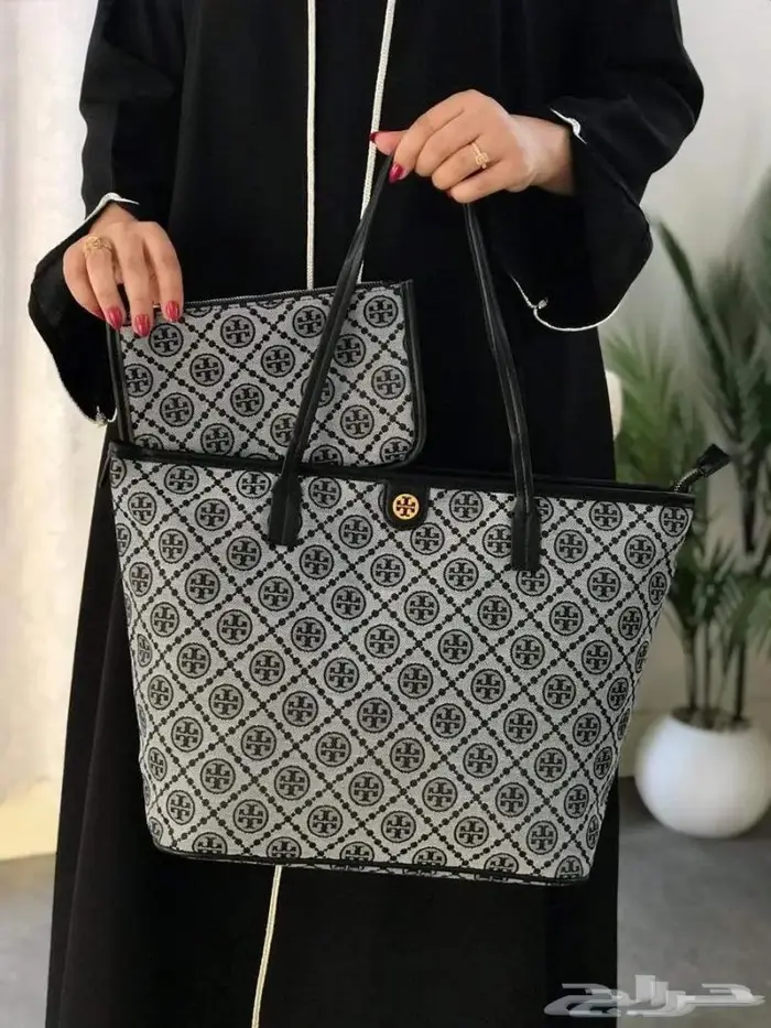 شنط للجامعيات كبير توري TORY كوتش COACH بورش يطلق عليها سلة 15