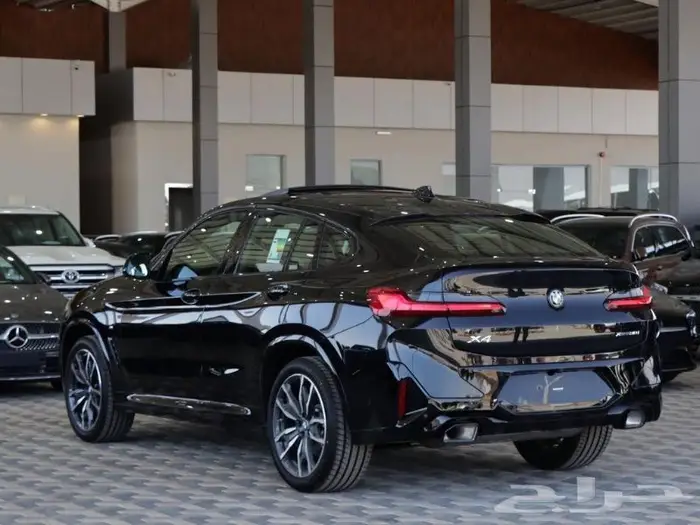BMW X4 XDRIVE 30i 2023 فل كامل الناغي 11