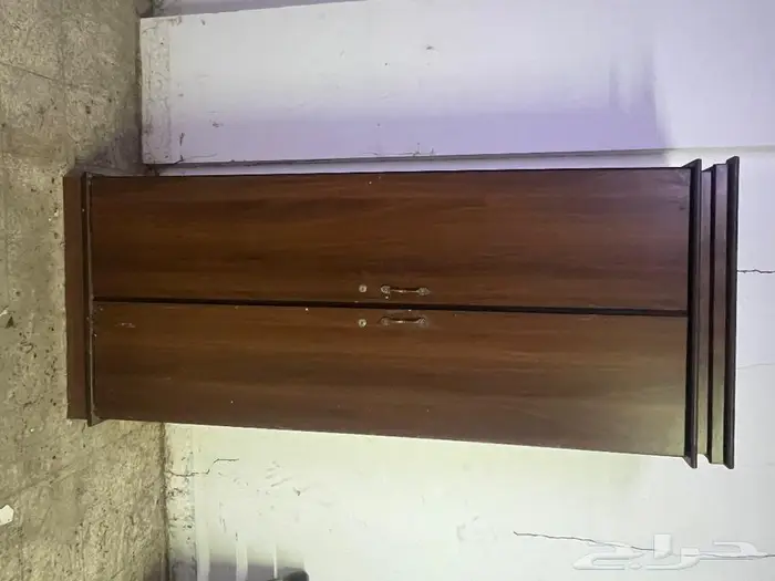 دولابين للبيع بحالة ممتازة 1