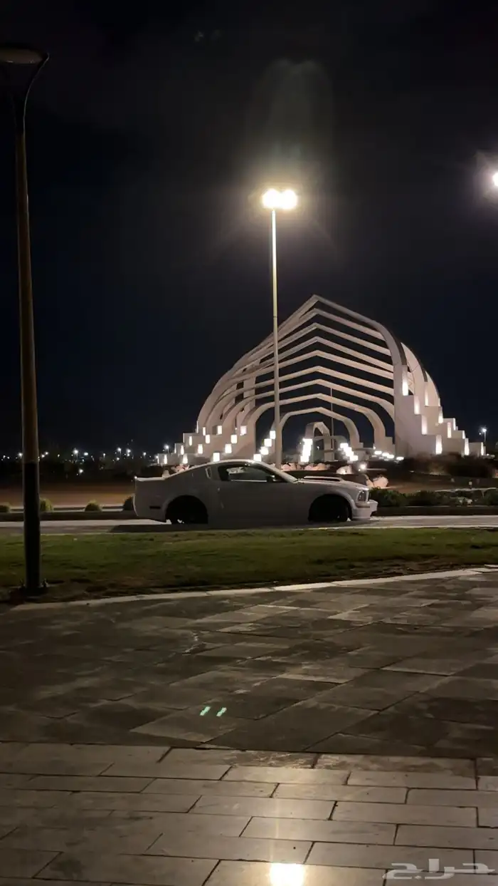 موستنج 10