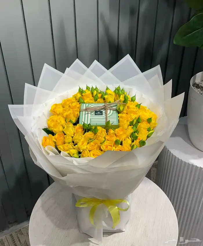 مندوب هدايا جدة وتنسيق باقات ورد 24