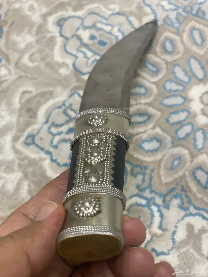 سكين قديمه حدها موس 3