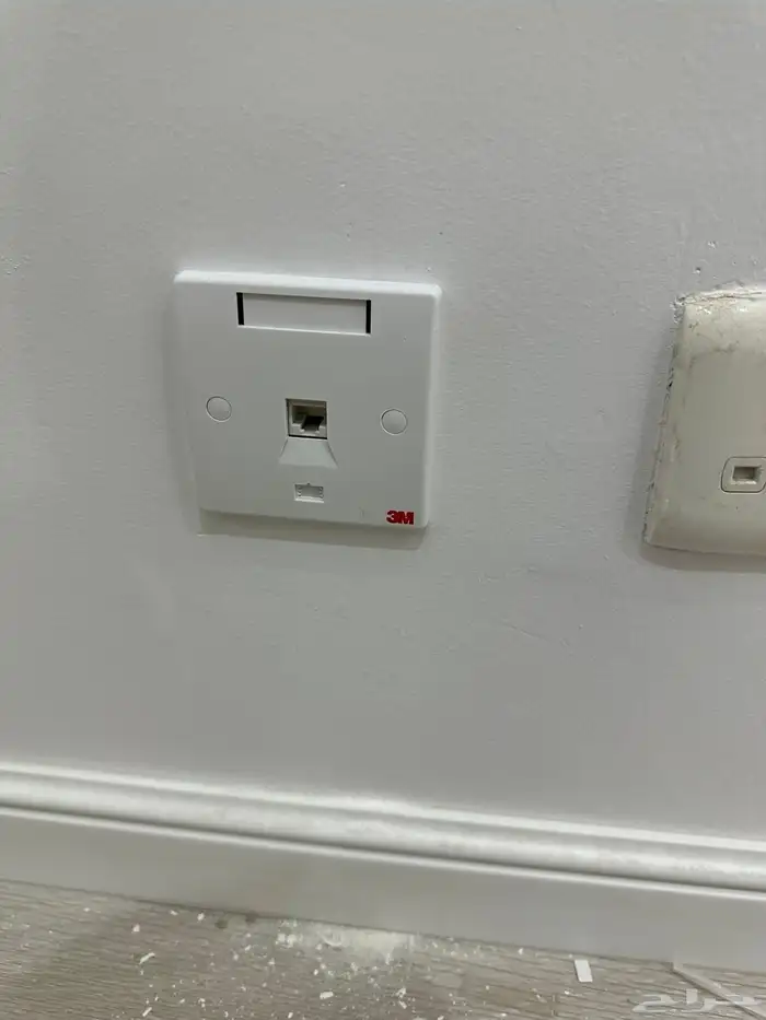 فني شبكات تمديد كيابل cat7 cat6a cat6 ومقويات قراندستريم 1