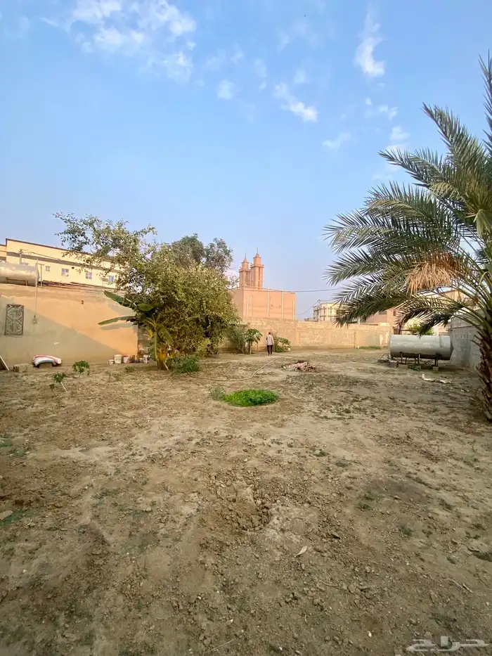 أرضين للبيع في محايل مساحتها 930 قريبه للحزام وبصك الكتروني 13
