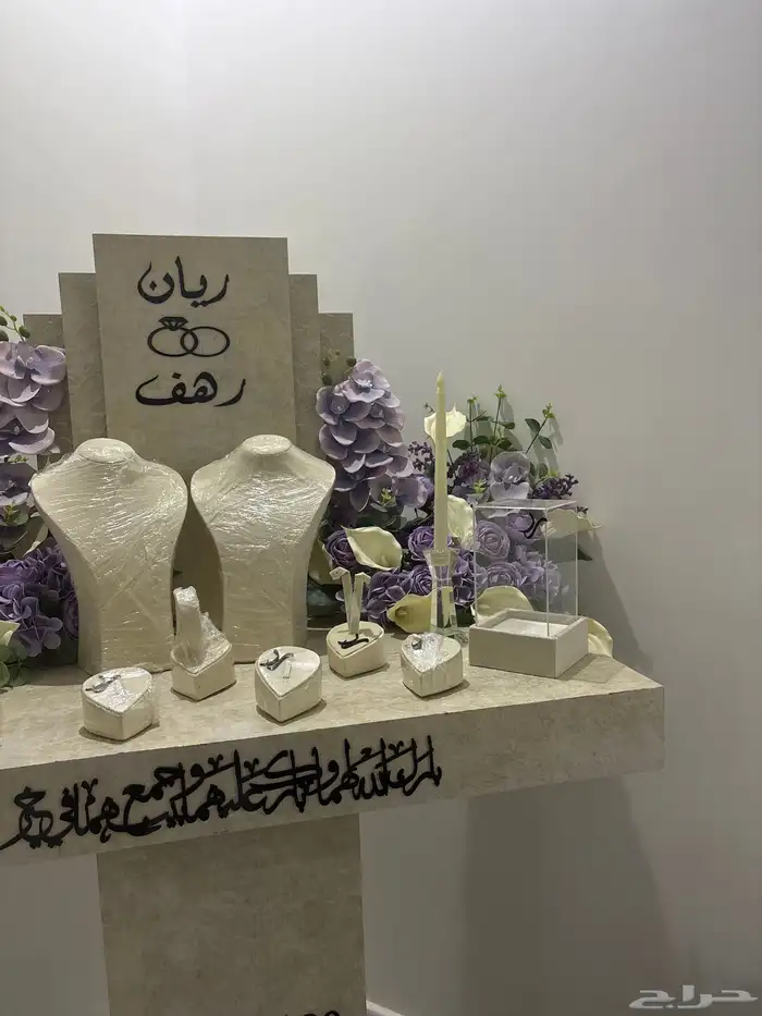 عربية ملكة بجميع ملحقاتها 1