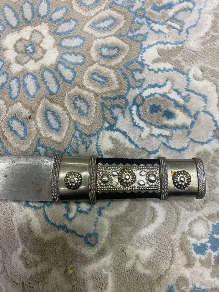 سكين قديمه حدها موس 2