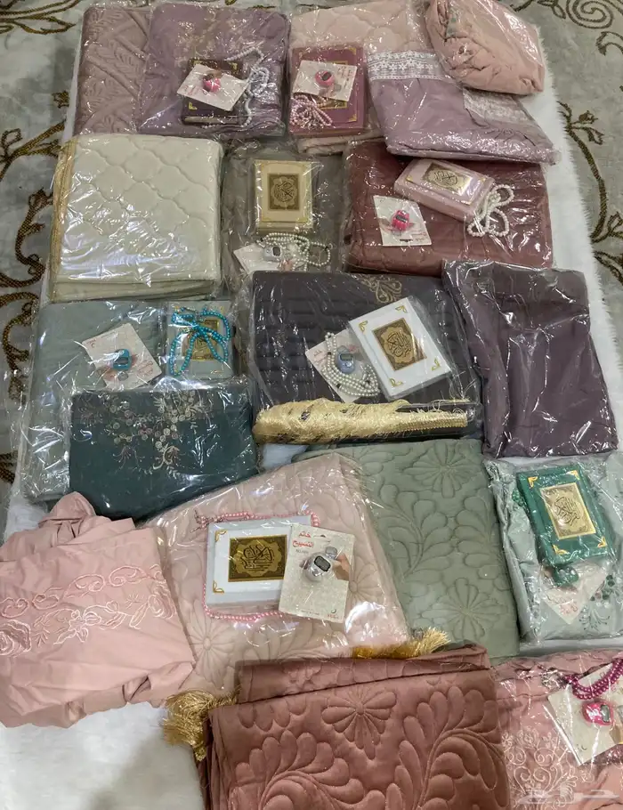 مصليات طقم كامل متكامل افضل هديه لامك وللغالين عليك 0