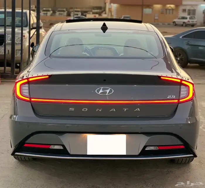 هونداي سوناتا 2022 فل كامل سمارت سعودي 8