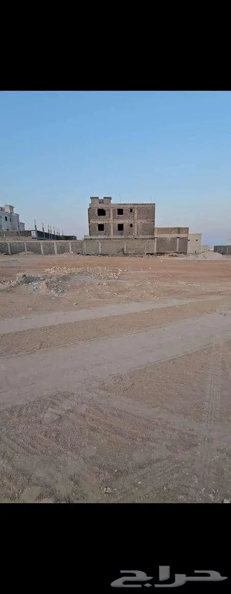 للبيع ارض تجاريه 2