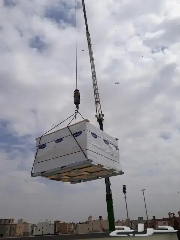 دكت مكيفات مركزية واعمال الكلادينج 27