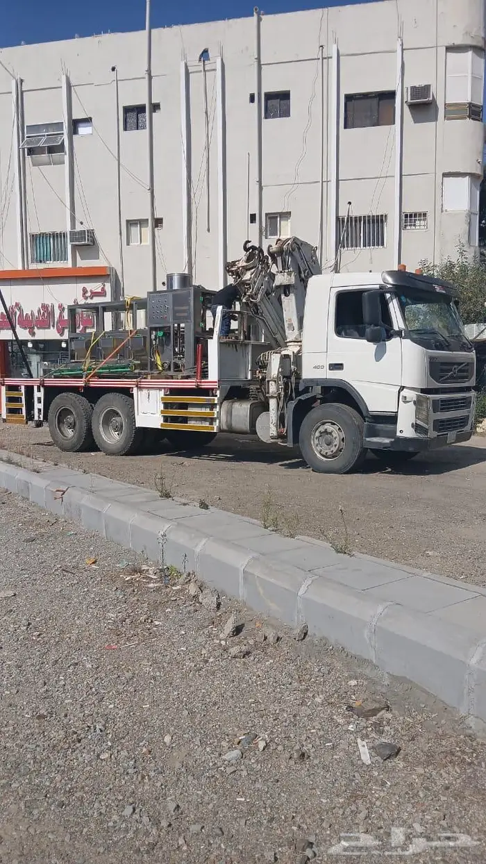 كرين للإيجار 50طن و25طن و7طن الباحة 3