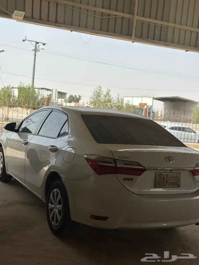 كورلا 2018 نص فل عداد 300 الف 1