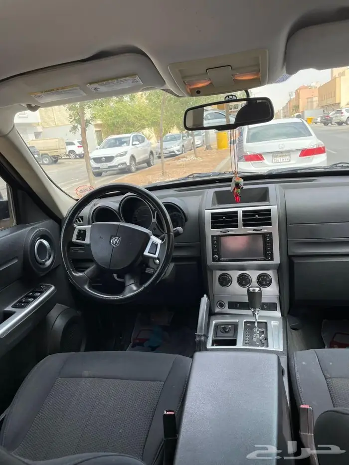 دودج نيترو 2011 فل كامل دبل 4x4 - نظيفة ومواصفات نادره 2