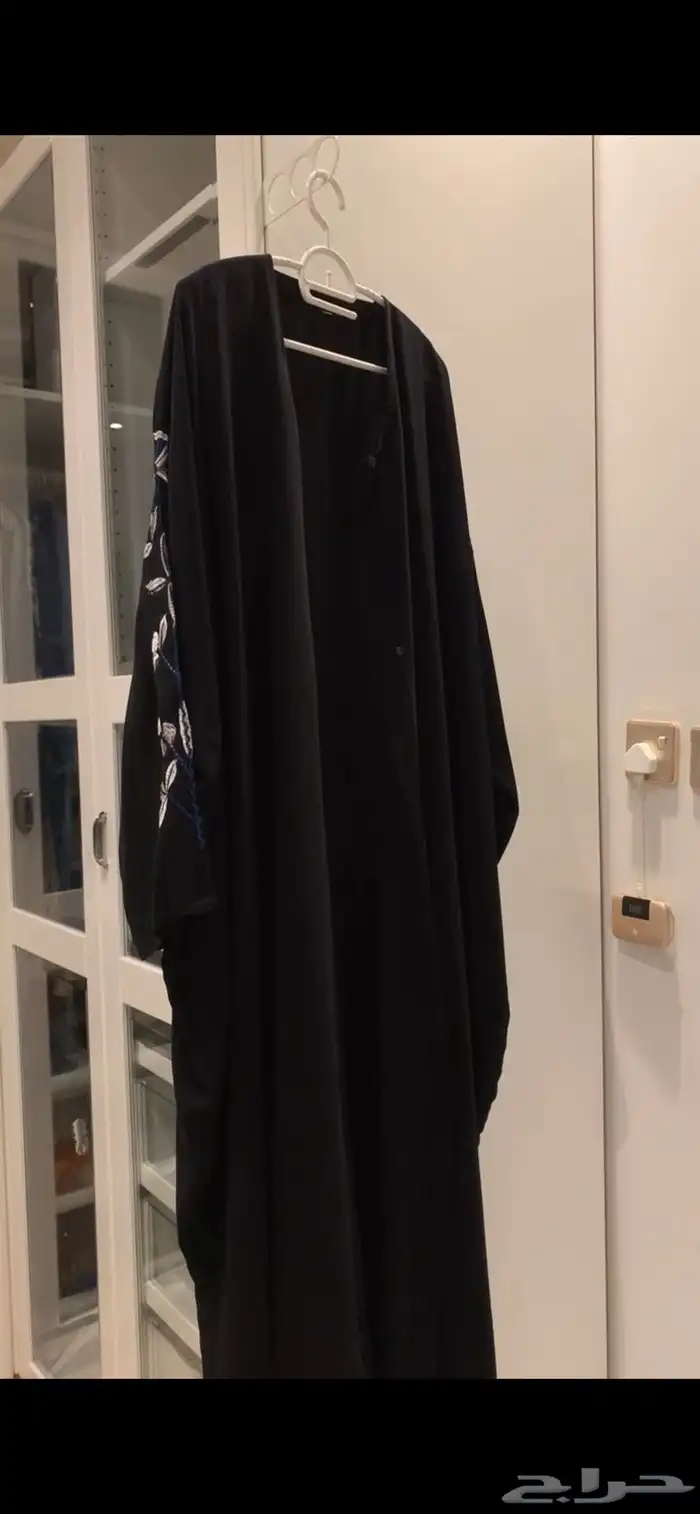عبايه بشت 0
