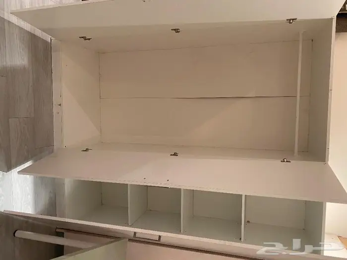 دولاب ايكيا ثلاث درف 1