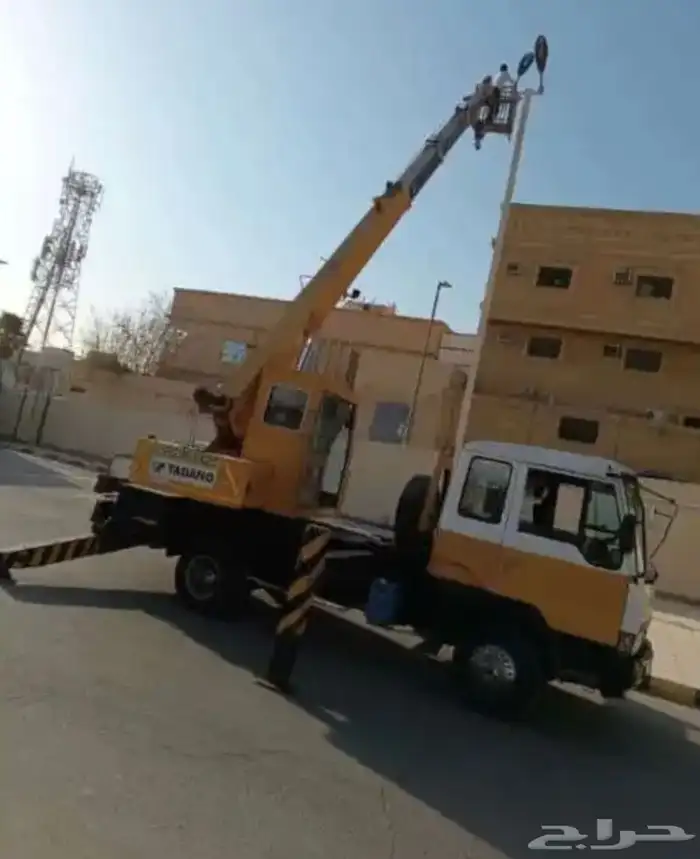 ايجار ونشات كرينات ورافعات ومعدات ثقيله 13