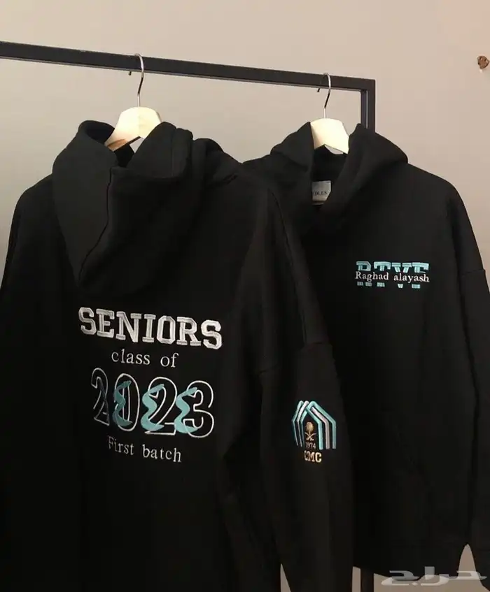 بلوفرات نسائي ورجالي 40