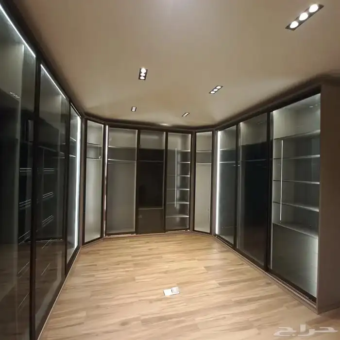 متوفر لدينا غرف نوم على حسب الطلب والمقاسات 3