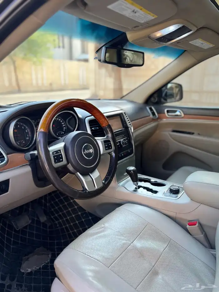 جيب جراند شروكي اوفر لاند V8 2011 7