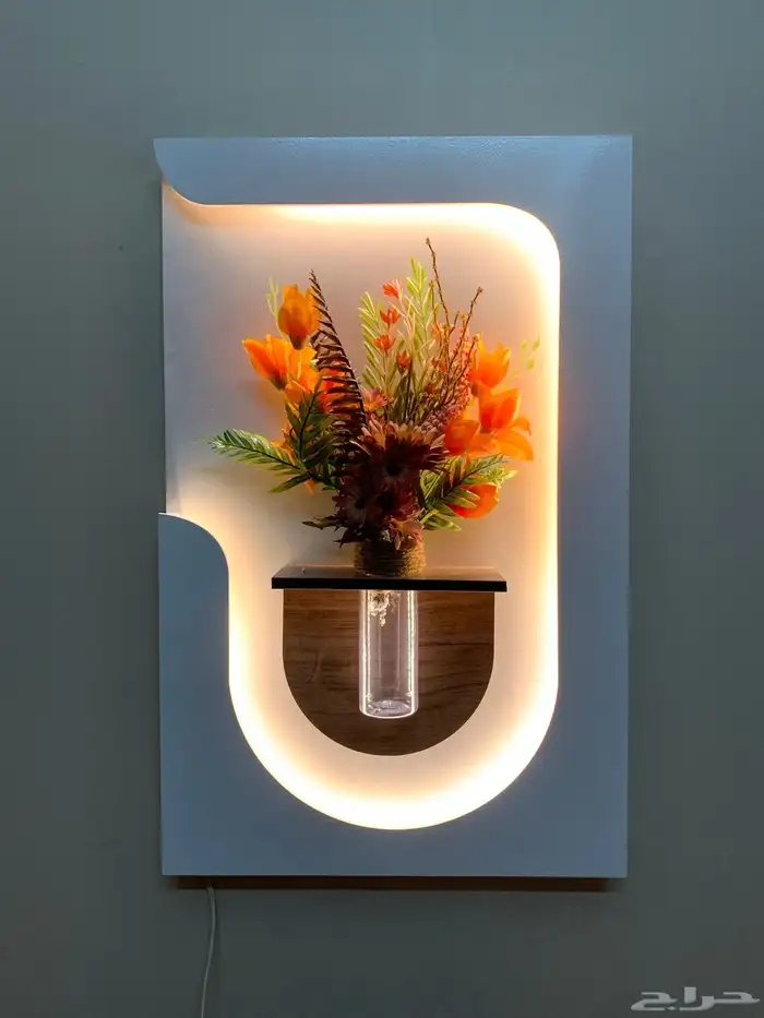 لوحه ديكور جدارية بحامل ورد طبيعي واضاءة ليد Led 0