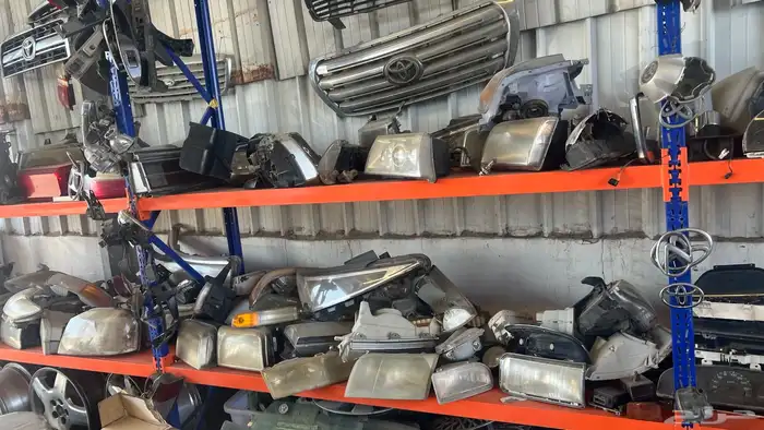 تشليح جميع السيارات وقطع الغيار 18