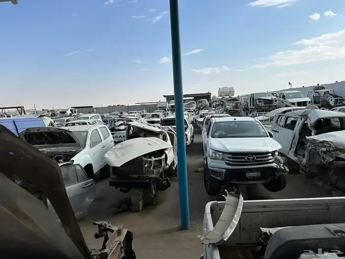 هايلوكس تشليح قطع غيار 14
