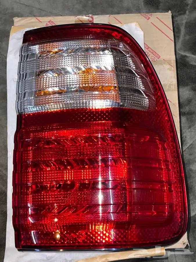 للبيع اسطبات جيب لكزس LX470 98-2005 جديد اصلي 1