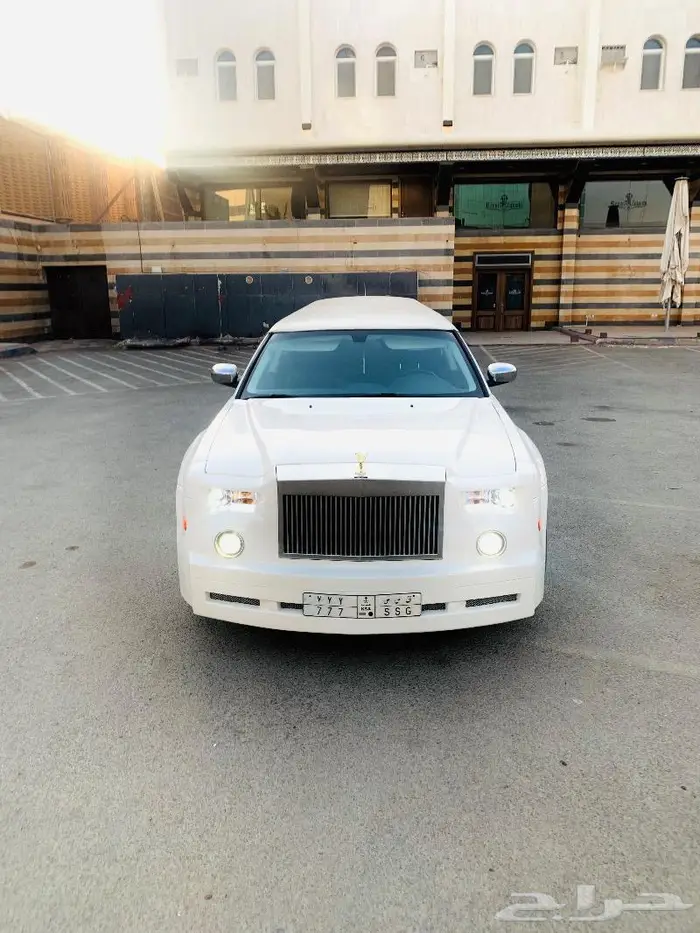 ليموزينات vip جميع مناسبات مايباخ رولز تاون كار بي ام 34