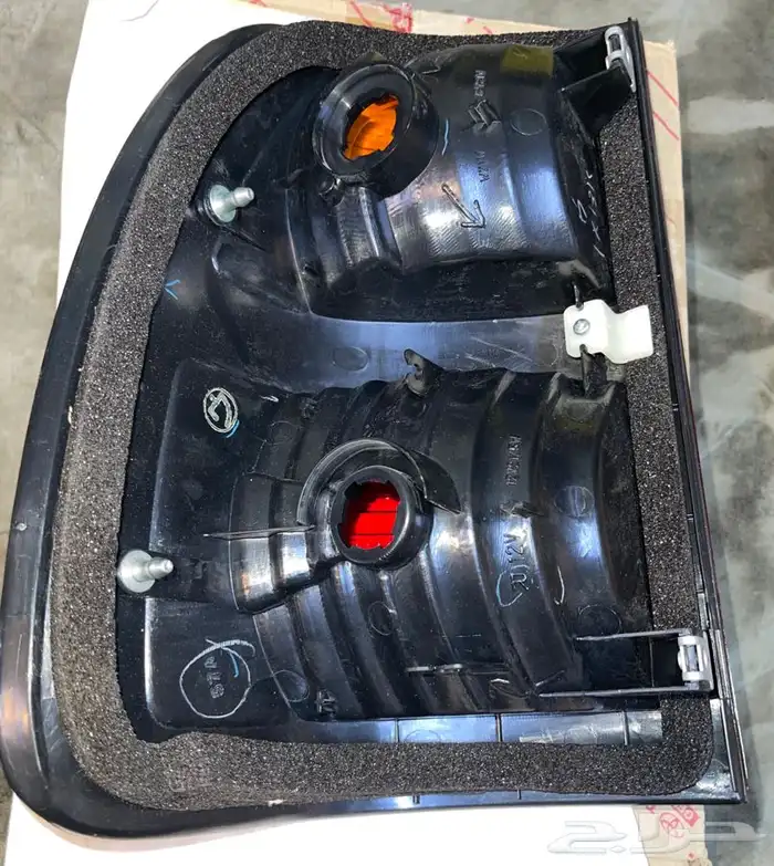 للبيع اسطبات جيب لكزس LX470 98-2005 جديد اصلي 2
