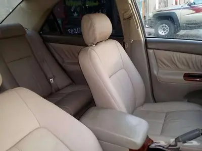 آخر دفعه من تنجيدة جلد ومخمل أصليه كامري 2006 51
