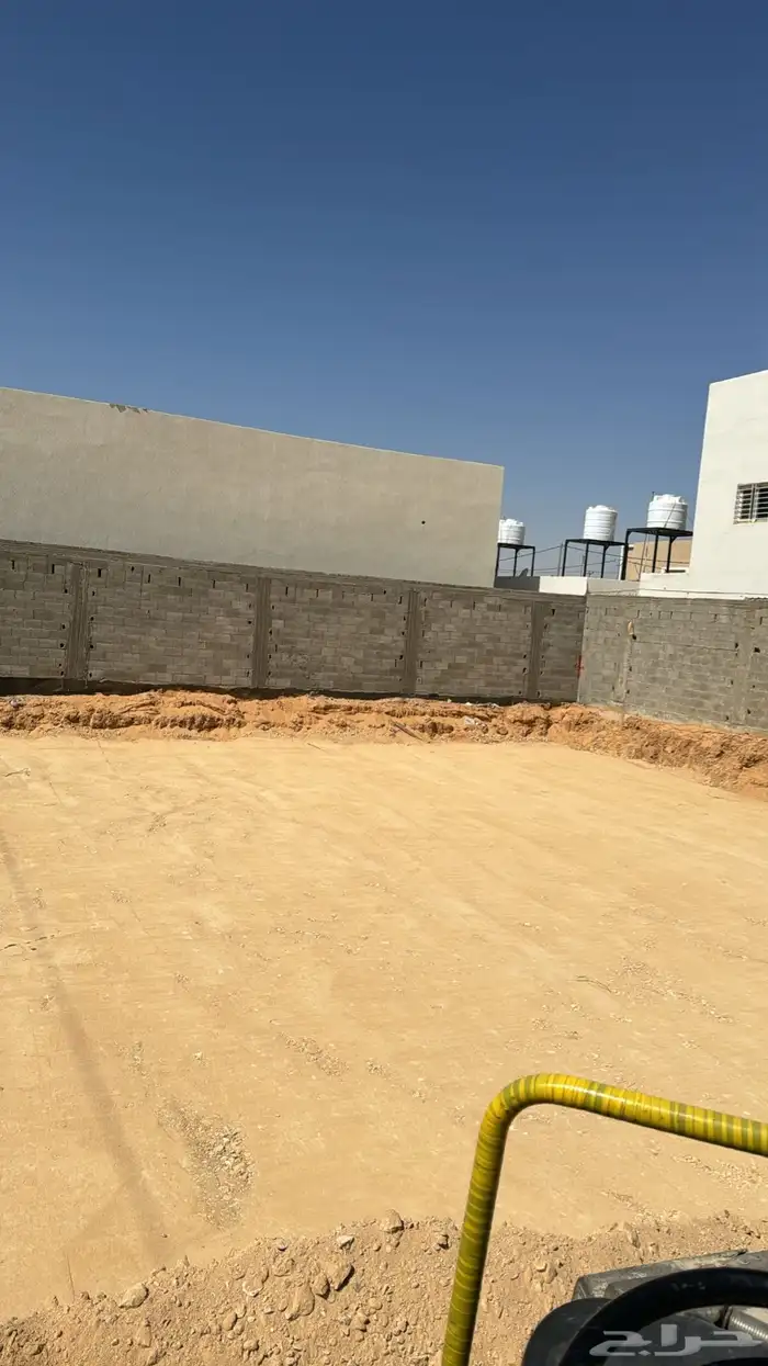 تأجير معدات بكات ورصاصه وأعمال أسفلت بل متر 17