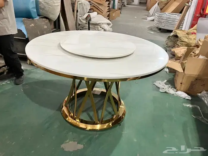 طاولات ستيل ذهبي 8