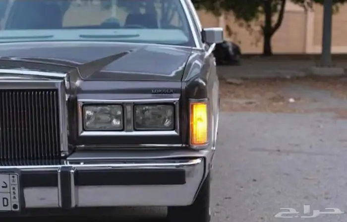 تاون كار 1988 مخزن ماشي 80 الف فقط 3