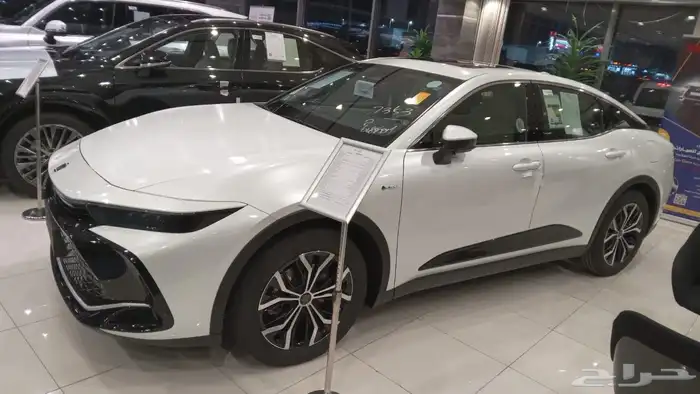 كراون بريميوم موديل 2025 4