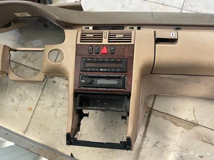 قطع ابو عيون مرسيدس 2001 10