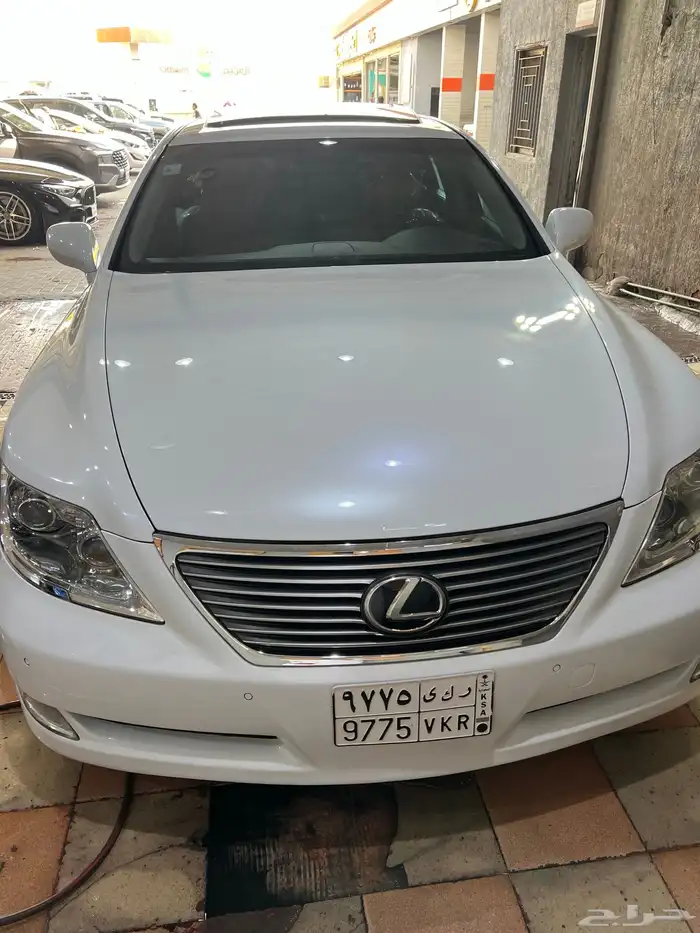 لكزس LS 460 مستورد من الإمارات 4