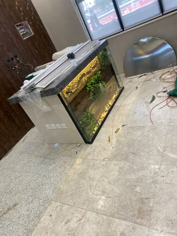 معلم زجاج سكوريت وصيانه ابواب 9