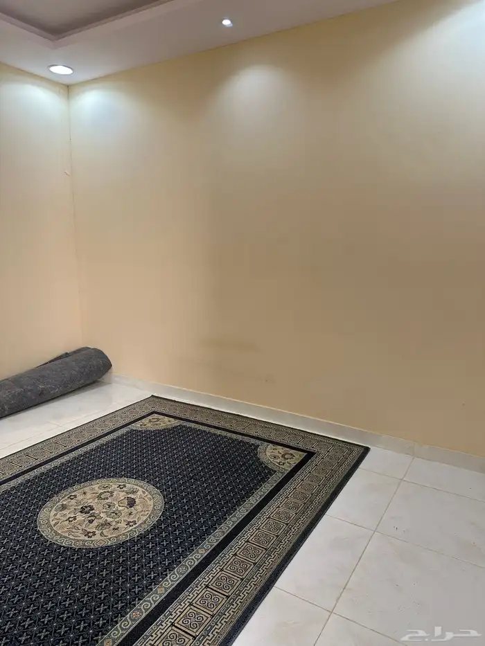 إستراحة للاجار مقابل الجامعة 7