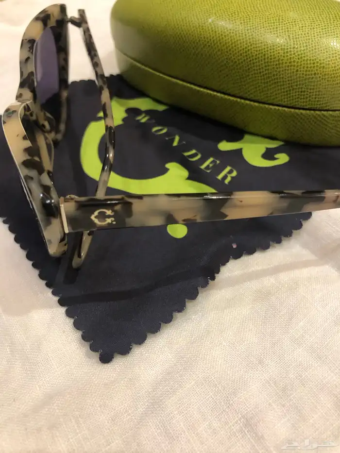 نظارة شمسيه نسائية 0