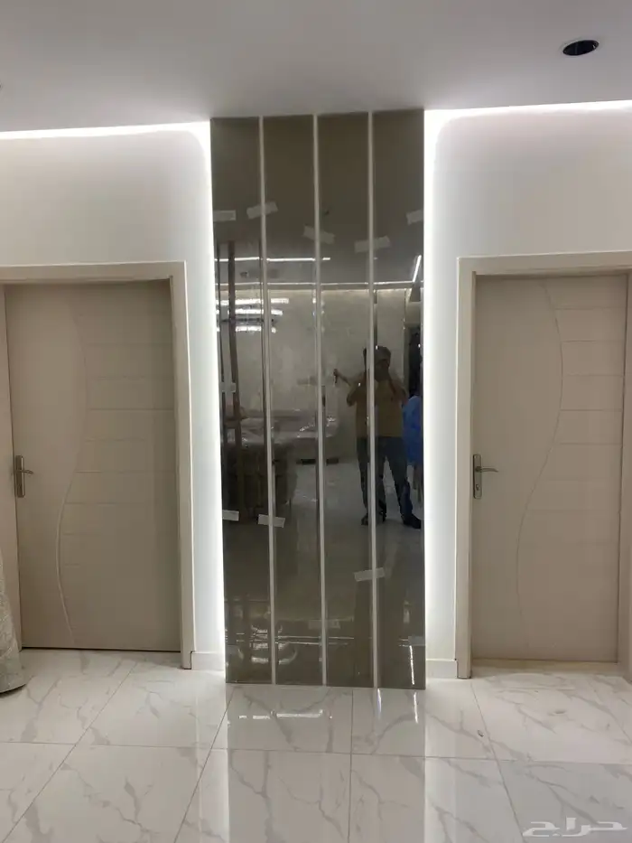 معلم زجاج سكوريت وصيانه ابواب 14