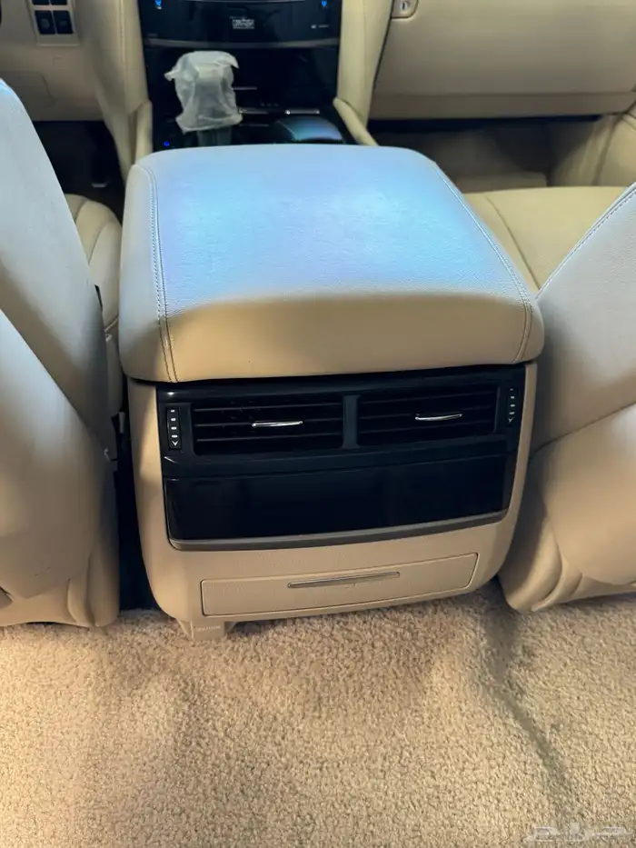 لكزس 2019 فل كامل LX570 25