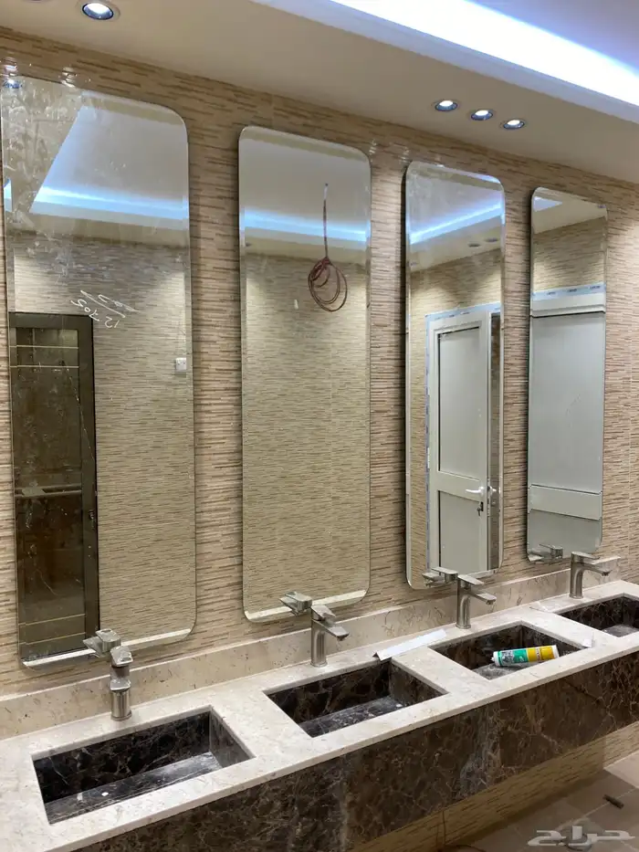 معلم زجاج سكوريت وصيانه ابواب 13