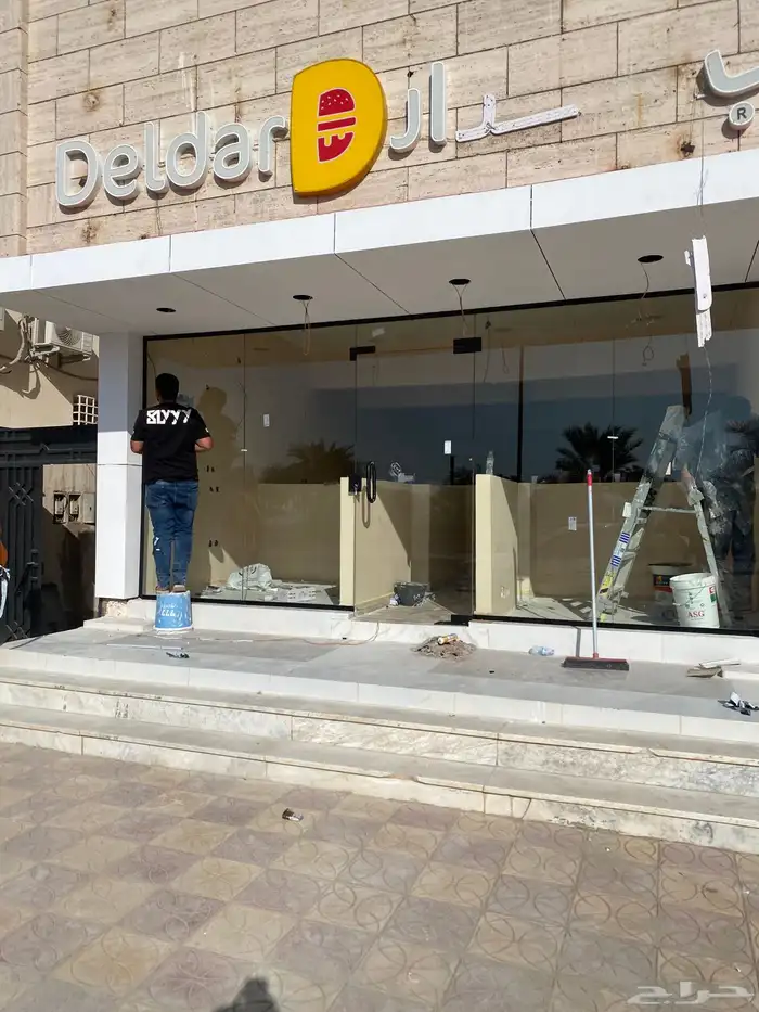 معلم زجاج سكوريت وصيانه ابواب 5