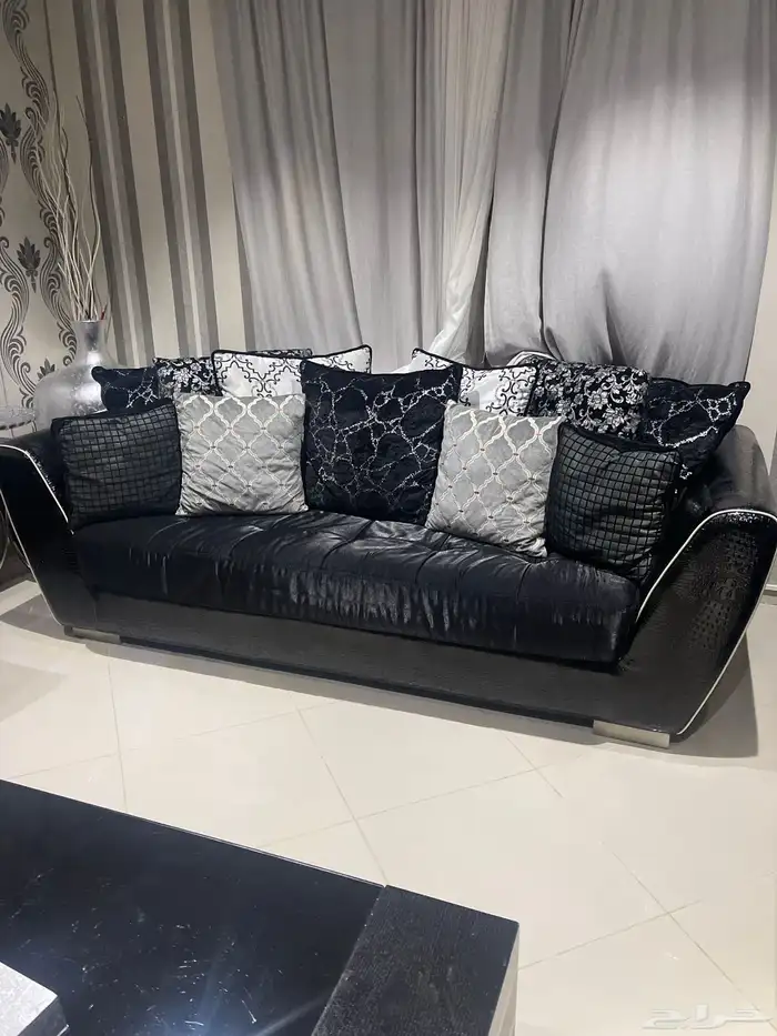 كنب بحالة جديدة جداا 0