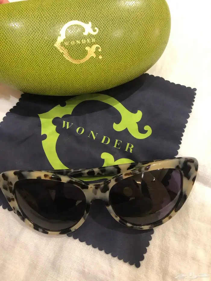 نظارة شمسيه نسائية 1